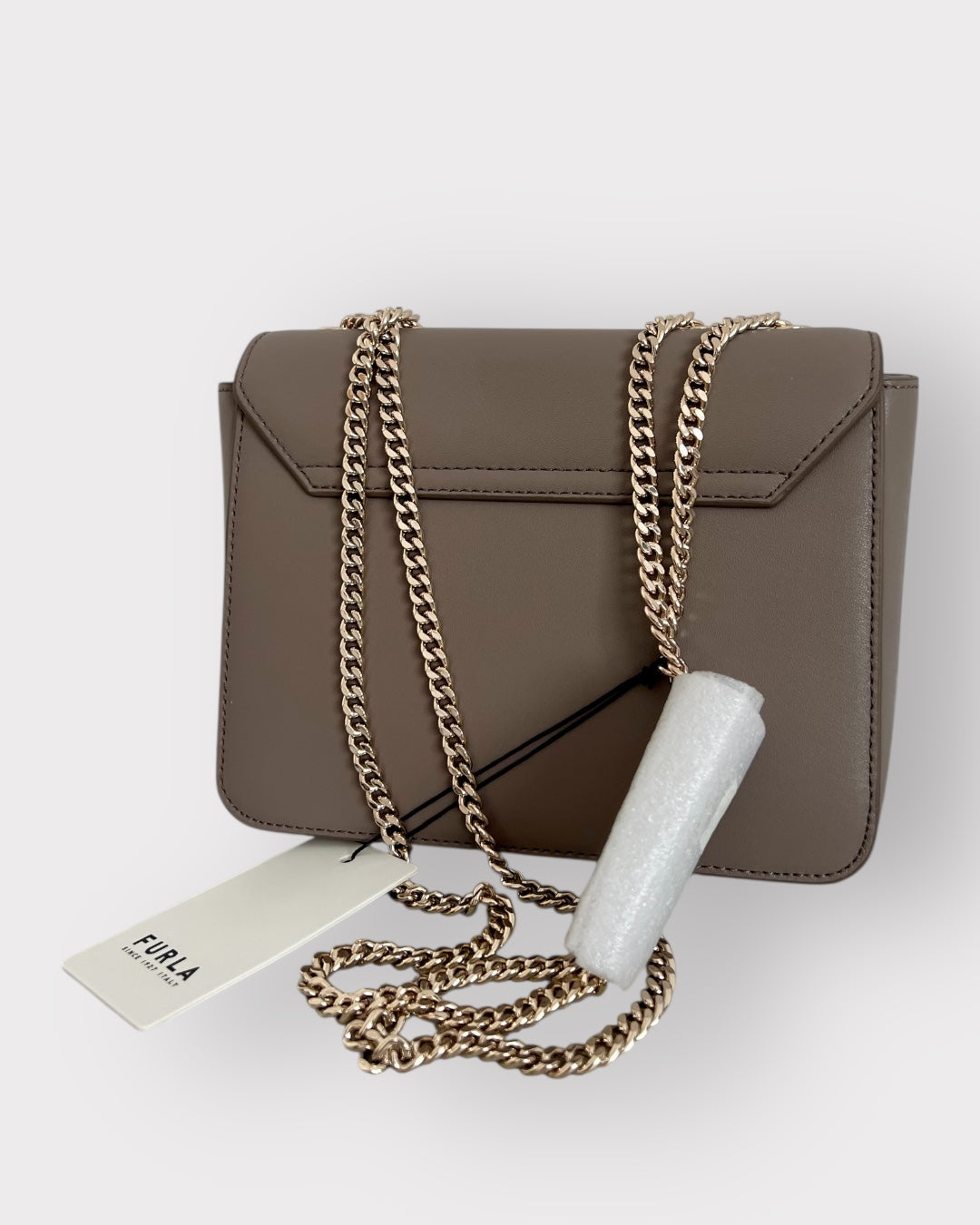 Geantă Furla Metropolis Mini Crossbody – Piele Naturală Taupe