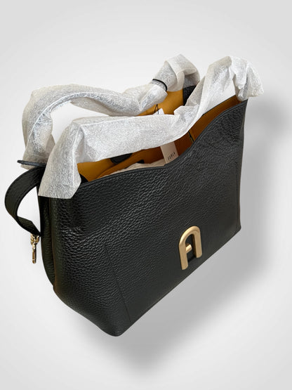 Geantă Furla Linda Mini Dome – Vitello Saffiano UNI Astral Blue (Piele Naturală Albastru Deschis