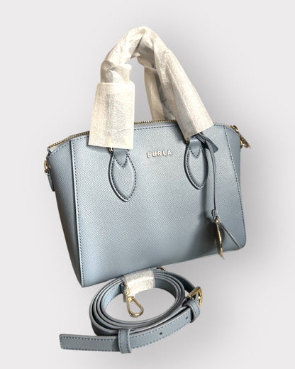 Geantă Furla Linda Mini Dome – Vitello Saffiano UNI Astral Blue (Piele Naturală Albastru Deschis)