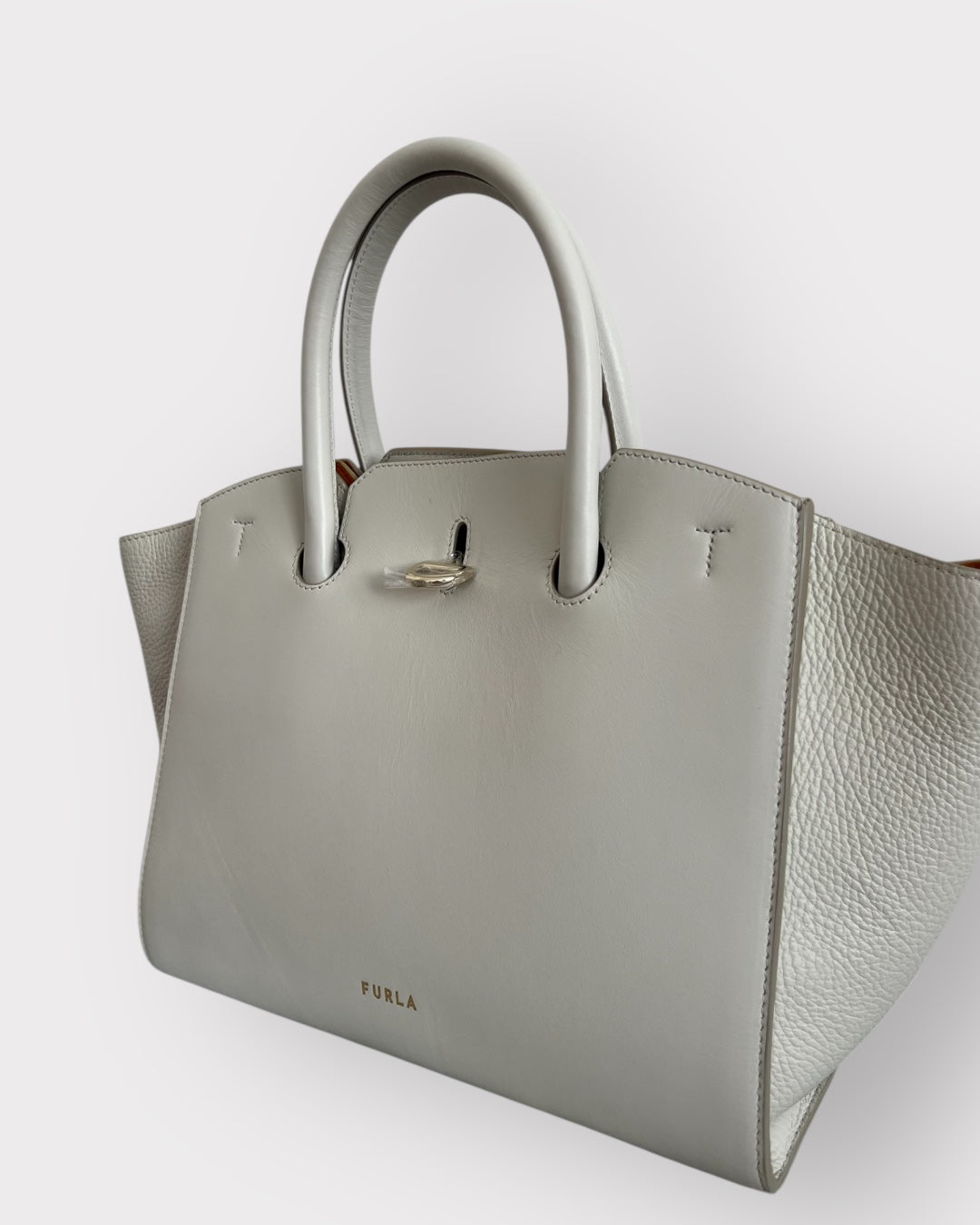 Furla Minerva Satchel S – Talco (Vitello Andromeda)