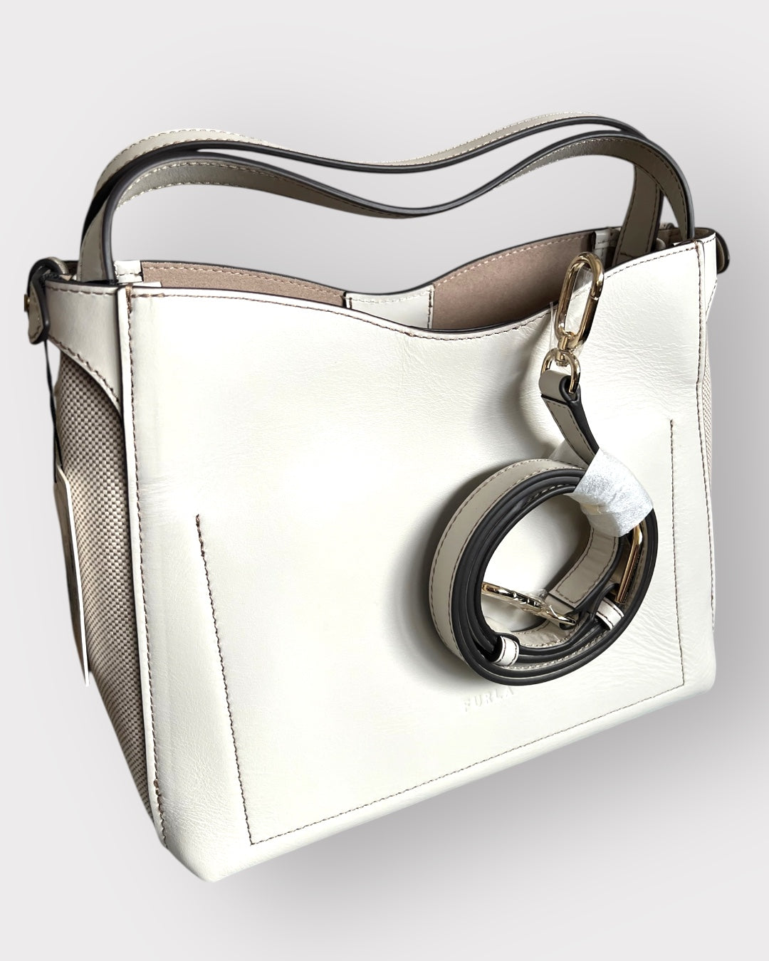 Geantă Furla Genesi M Tote – Tessuto Canvas + Vitello ROM Talco (Crem din Piele Naturală și Canvas)