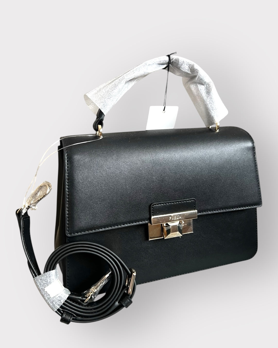 Geantă Furla Minerva S Satchel – Vitello Andromeda UNI Nero Galvancia (Piele Naturală Neagră)