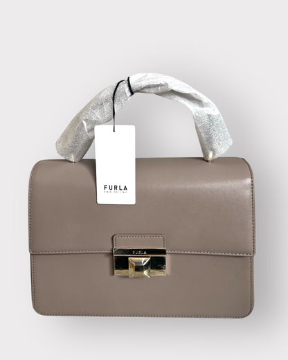 Geantă Furla Linda S Dome – Vitello Saffiano UNI Talco (Piele Naturală Alb-Ivory)